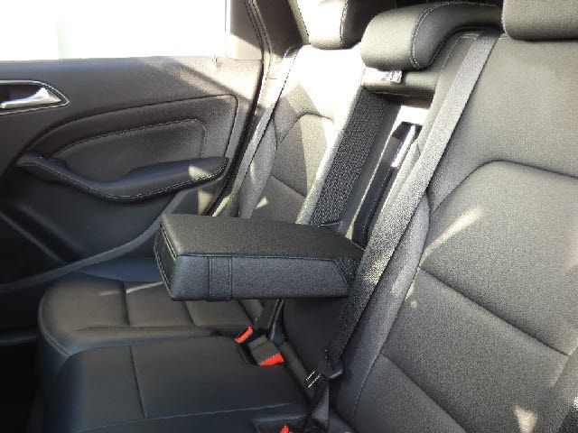 Mercedes Benz B-CLASS 2018-02 8678-29