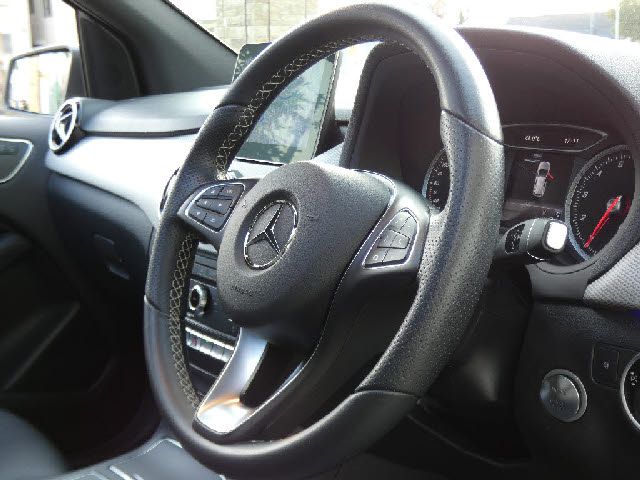 Mercedes Benz B-CLASS 2018-02 8678-24