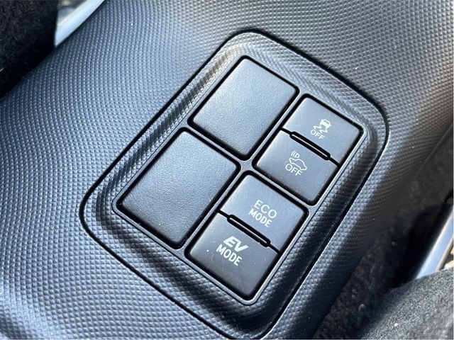 Toyota AQUA 2016-08 18547-23