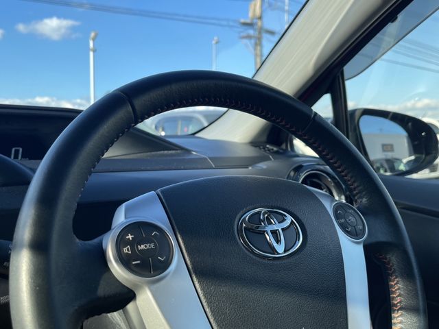 Toyota AQUA 2016-08 18547-5