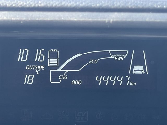 Toyota AQUA 2016-08 18547-6