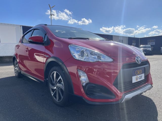 Toyota AQUA 2016-08 18547-24