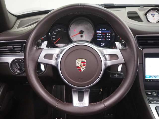 Porsche 911 2012-06 22410-19