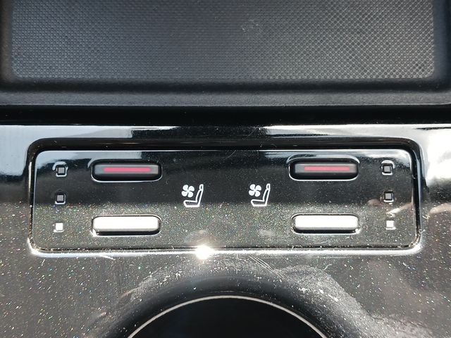 Toyota PRIUS 2019-03 4952-22
