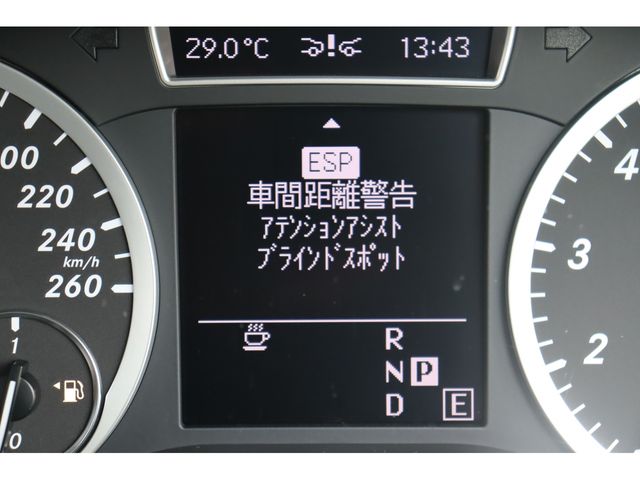 Mercedes Benz B-CLASS 2013-01 21044-11