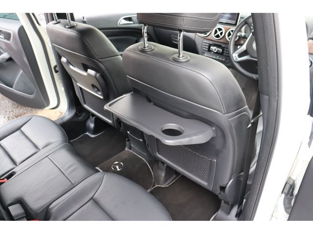Mercedes Benz B-CLASS 2013-01 21044-16