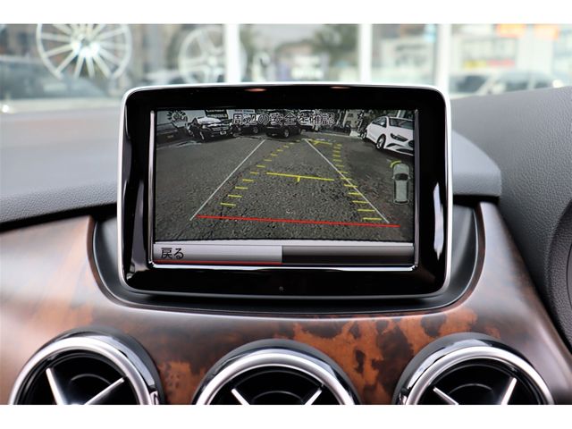 Mercedes Benz B-CLASS 2013-01 21044-19
