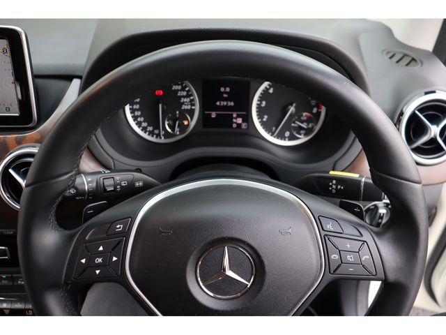 Mercedes Benz B-CLASS 2013-01 21044-14