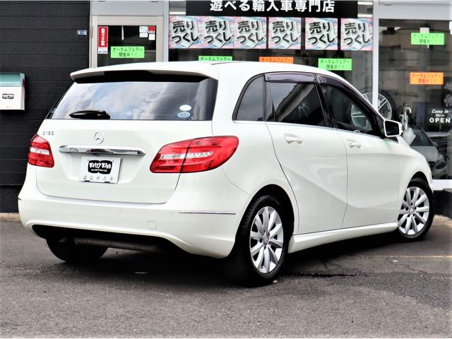 Mercedes Benz B-CLASS 2013-01 21044-25