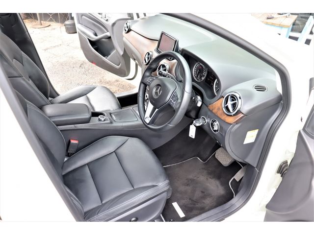 Mercedes Benz B-CLASS 2013-01 21044-2