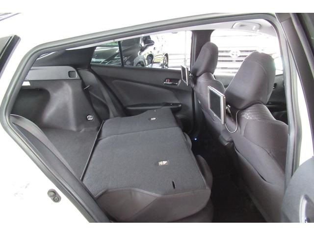 Toyota PRIUS 2017-03 11238-15