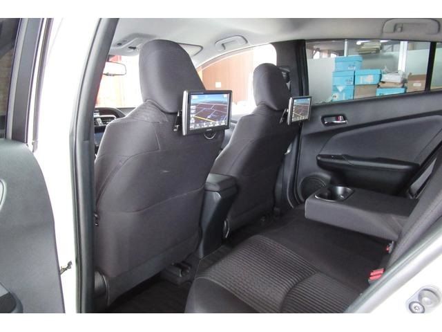 Toyota PRIUS 2017-03 11238-11