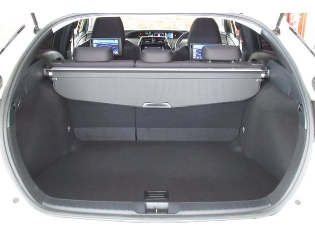 Toyota PRIUS 2017-03 11238-13