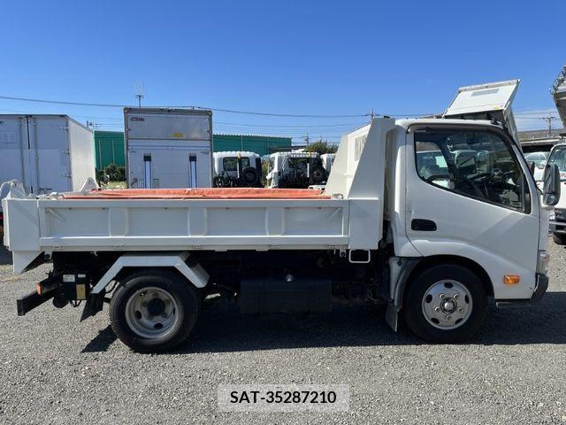Hino DUTRO 2016-03 202360-2