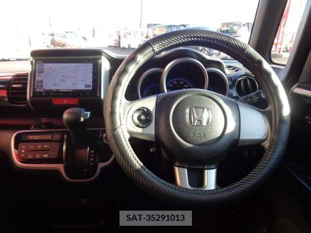 Honda N BOX 2015-03 222667-2