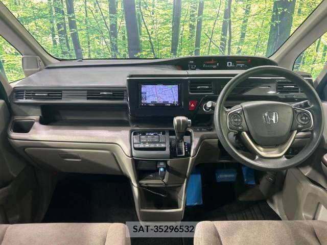 Honda STEP WGN 2018-06 368773-1