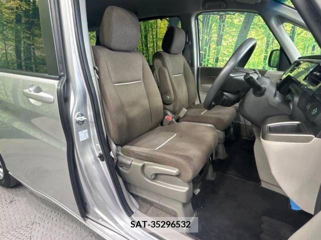 Honda STEP WGN 2018-06 368773-8