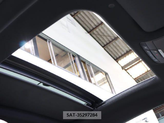Amg C-CLASS 2018-09 319379-10