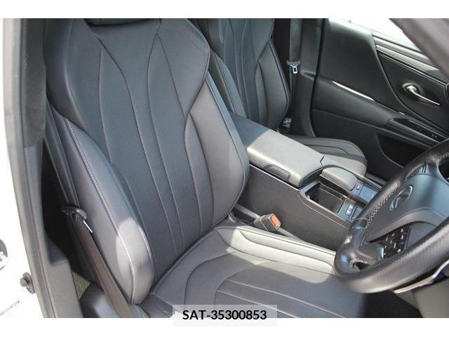 Lexus ES 2019-02 354183-17
