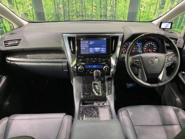 Toyota ALPHARD 2022-06 195856-1