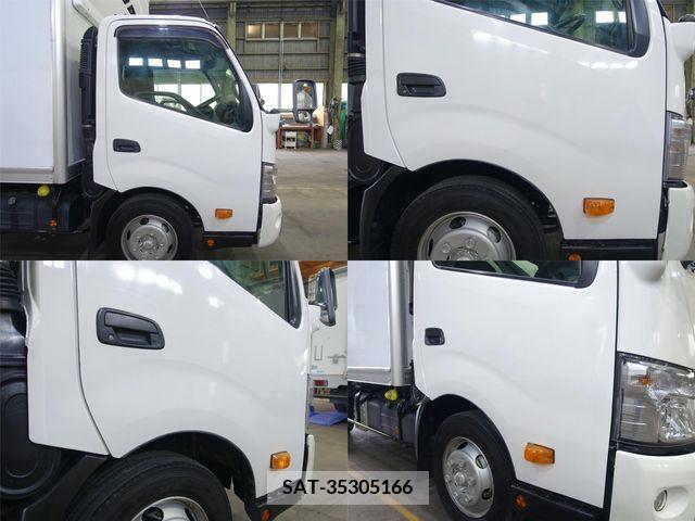Hino DUTRO 2019-12 236744-4