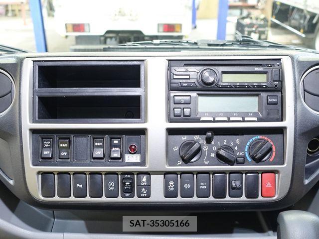 Hino DUTRO 2019-12 236744-17