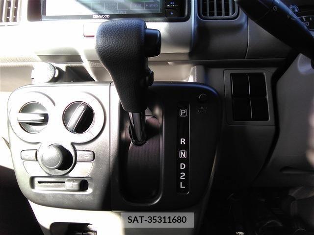 Suzuki EVERY 2022-08 207503-18