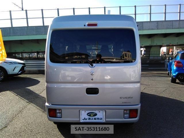 Suzuki EVERY 2022-08 207503-6