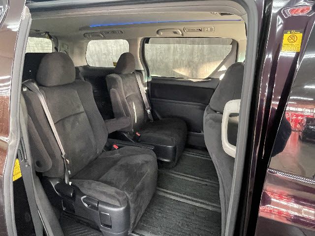 Toyota VELLFIRE 2010-10 188571-3