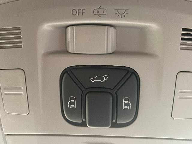 Toyota VELLFIRE 2010-10 188571-11