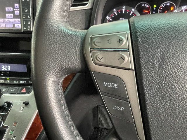 Toyota VELLFIRE 2010-10 188571-22