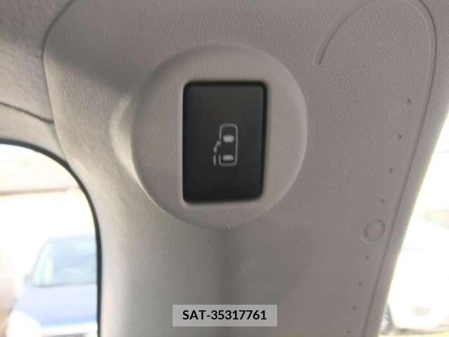 Toyota SPADE 2015-02 205641-8