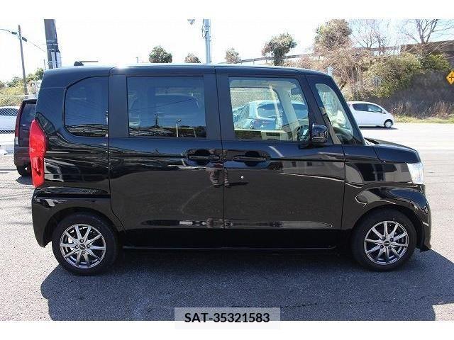 Honda N BOX 2021-11 213599-8