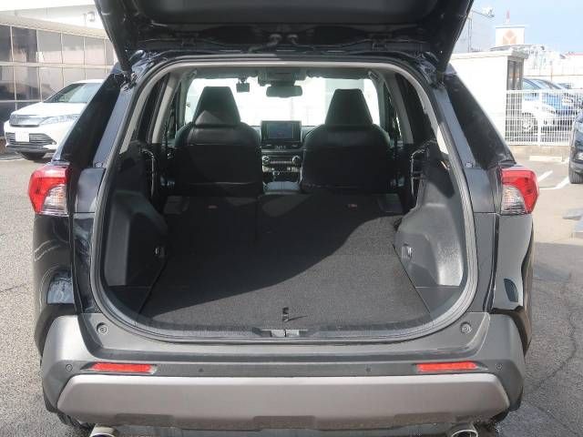 Toyota RAV4 2020-05 181235-10