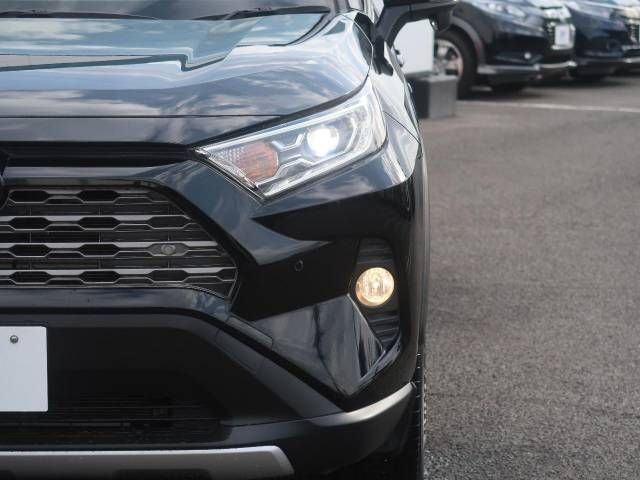 Toyota RAV4 2020-05 181235-12