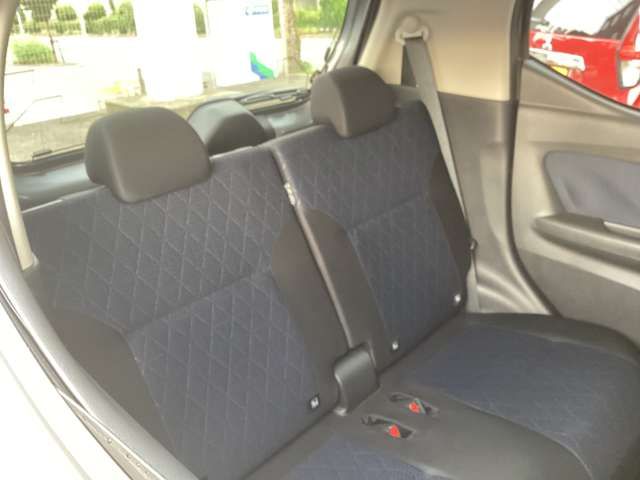 Mitsubishi EK X 2021-11 15825-4