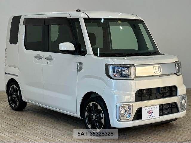 Daihatsu WAKE 2015-01 221474-15