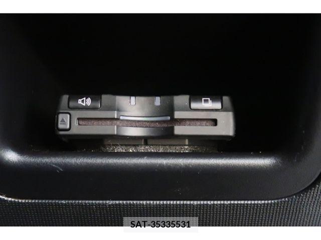 Toyota SPADE 2013-10 345355-12