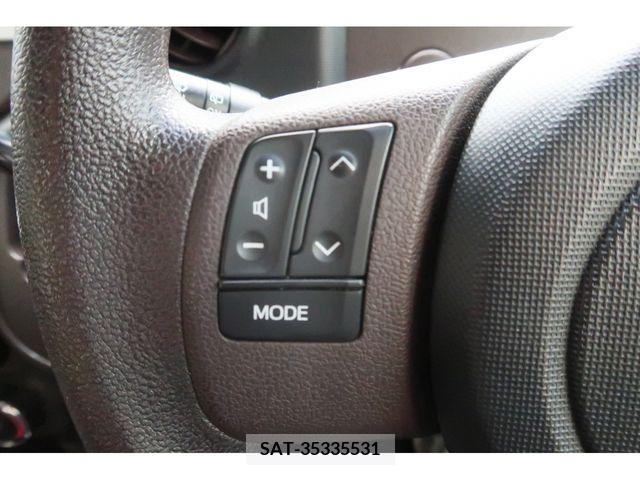 Toyota SPADE 2013-10 345355-8