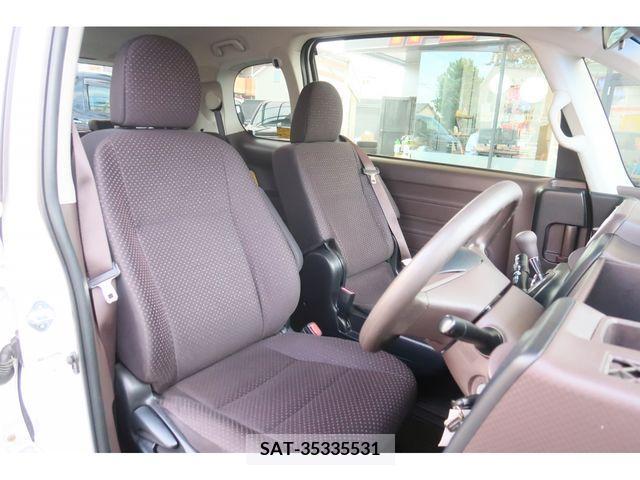 Toyota SPADE 2013-10 345355-19