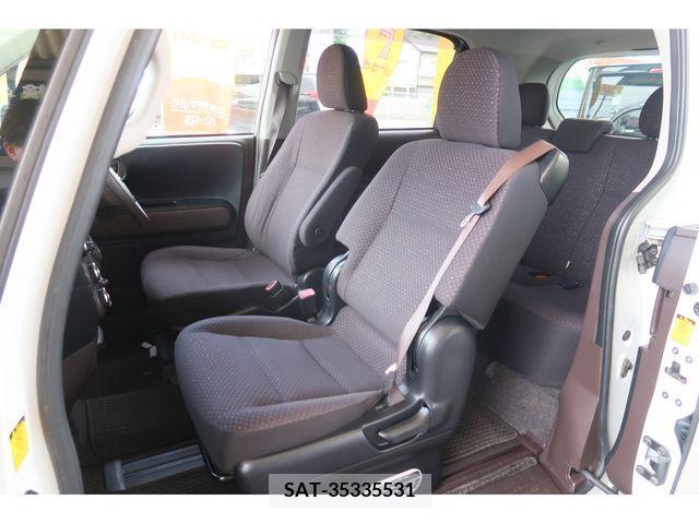 Toyota SPADE 2013-10 345355-20