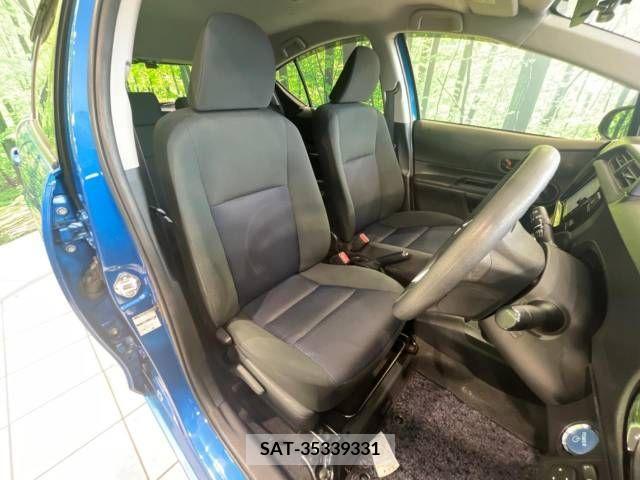 Toyota AQUA 2015-04 342363-8