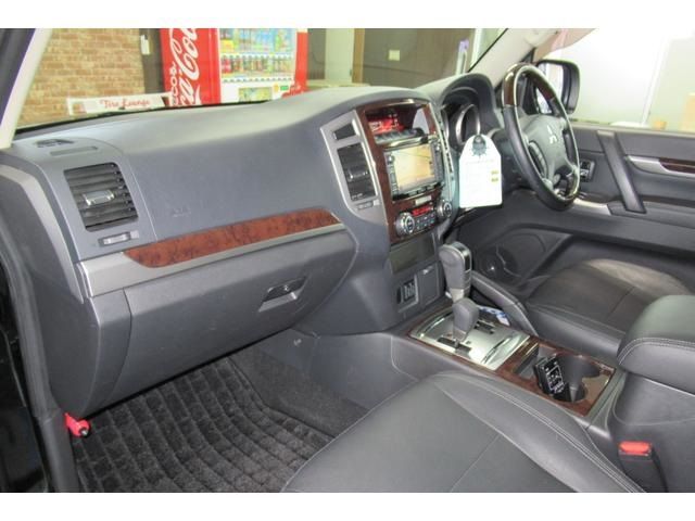 Mitsubishi PAJERO 2014-12 1646-5