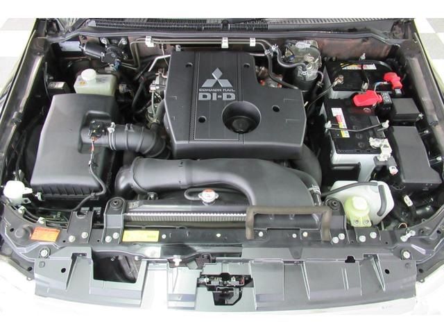 Mitsubishi PAJERO 2014-12 1646-25