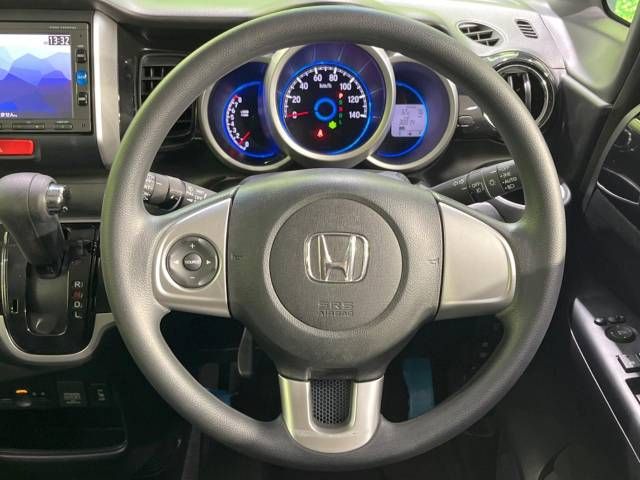 Honda N BOX CUSTOM 2017-03 9637-11
