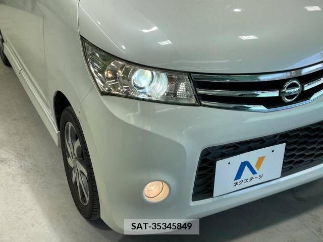 Nissan ROOX 2010-10 276203-11