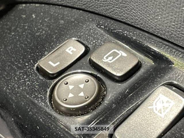 Nissan ROOX 2010-10 276203-7