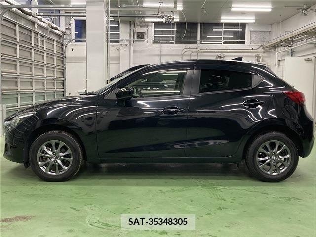 Mazda DEMIO 2018-02 207352-7