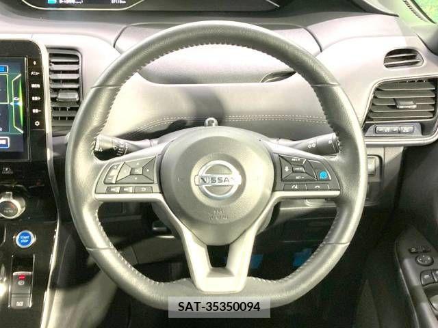 Nissan SERENA 2020-04 284119-13