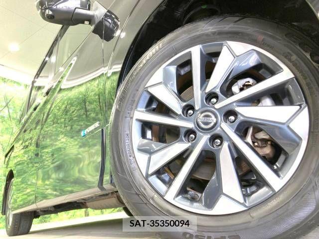 Nissan SERENA 2020-04 284119-12